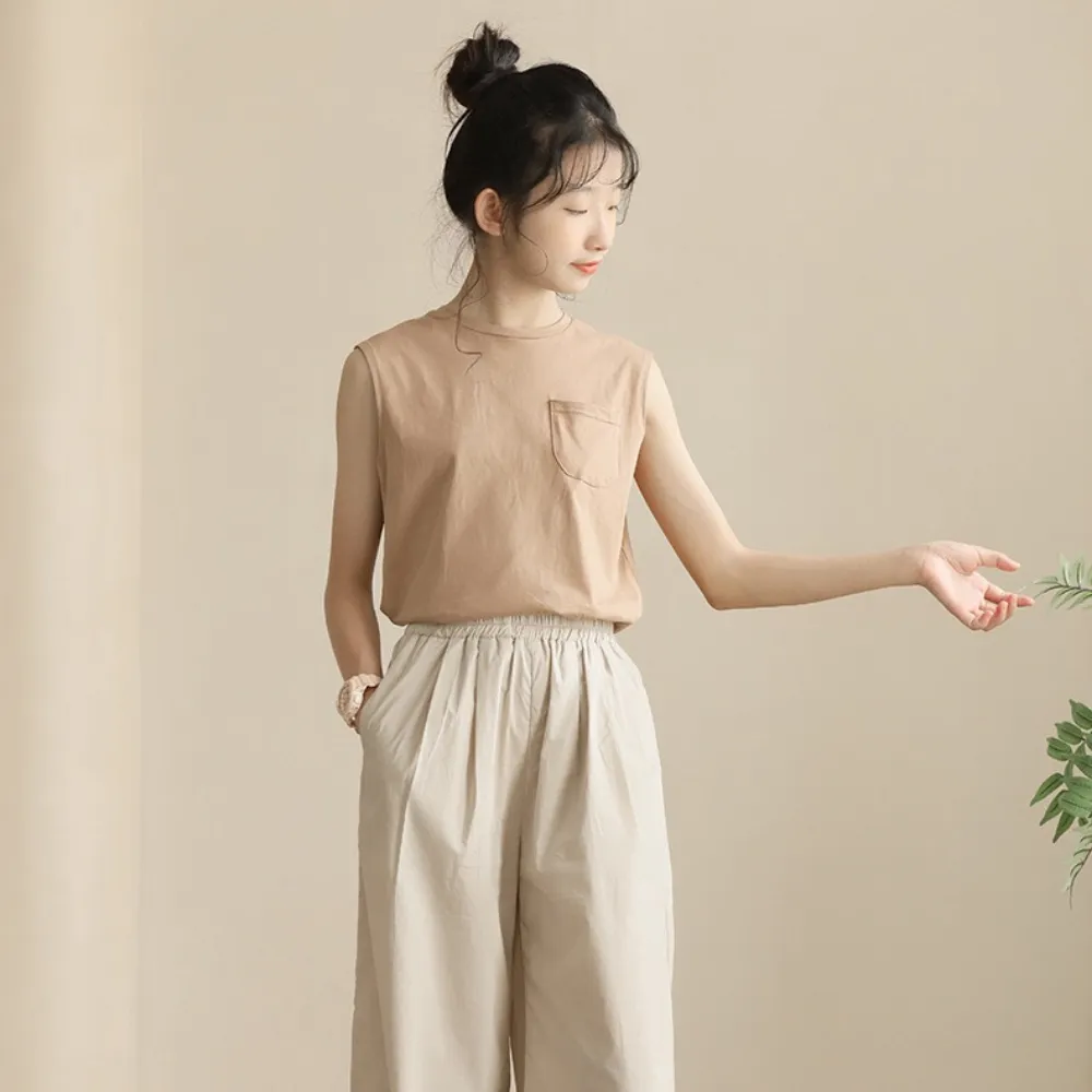 日系 口袋背心/ 卡其色长裤 Patched Pocket Sleeveless Tops/ Straight Leg Pants in Khaki