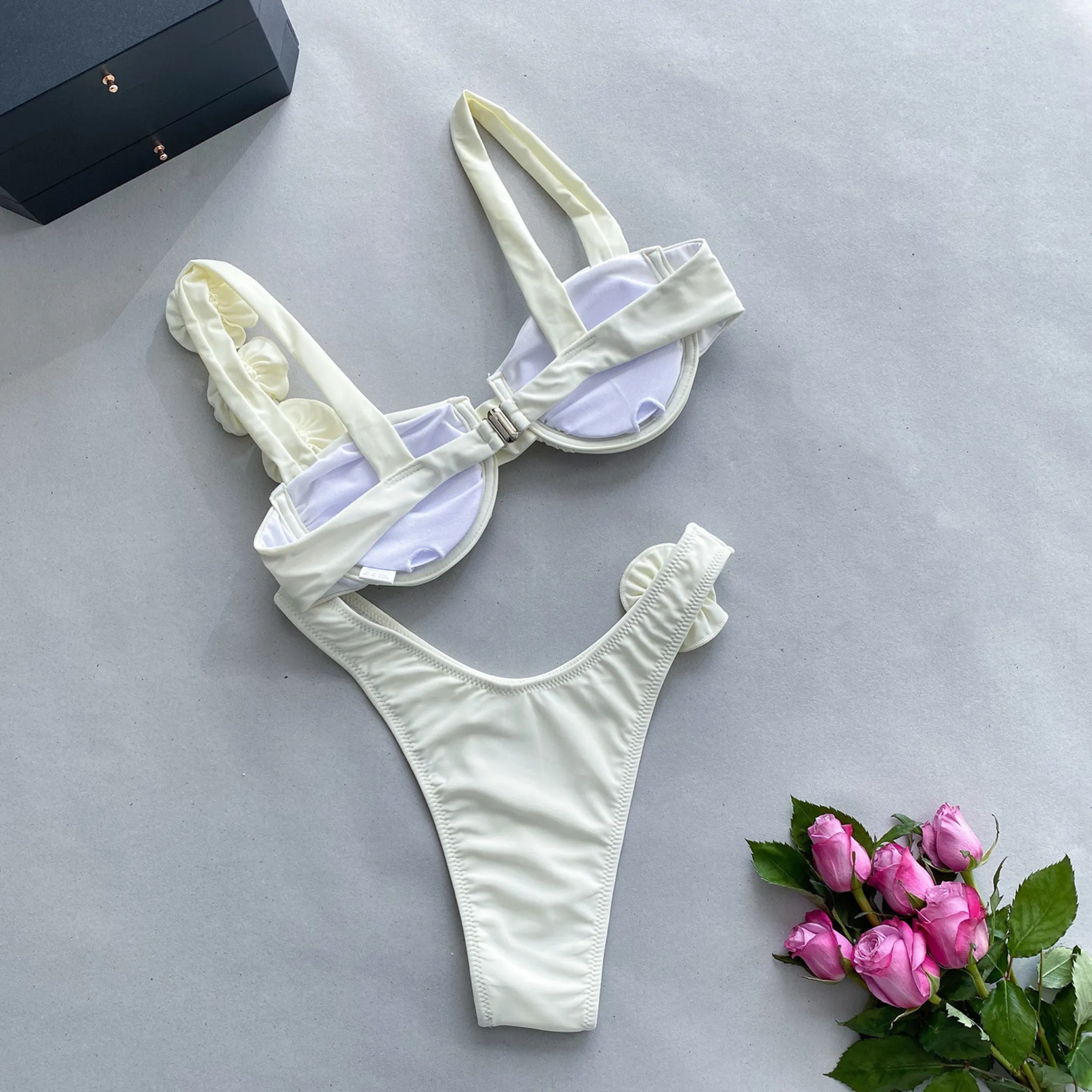 3D Floral Elegance High-Cut Bikini Set