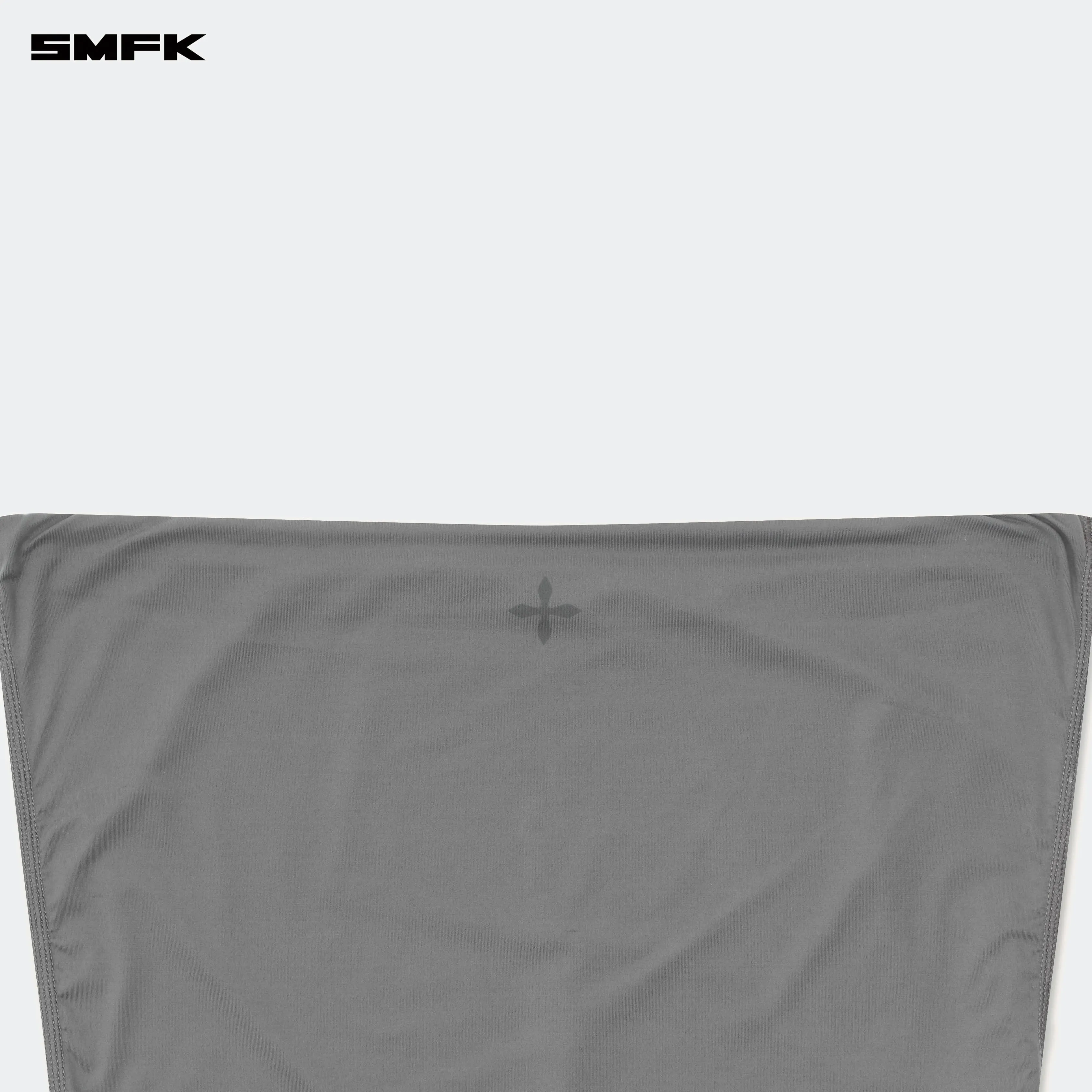 Compass Hug Skin Tube Top Dark Gray