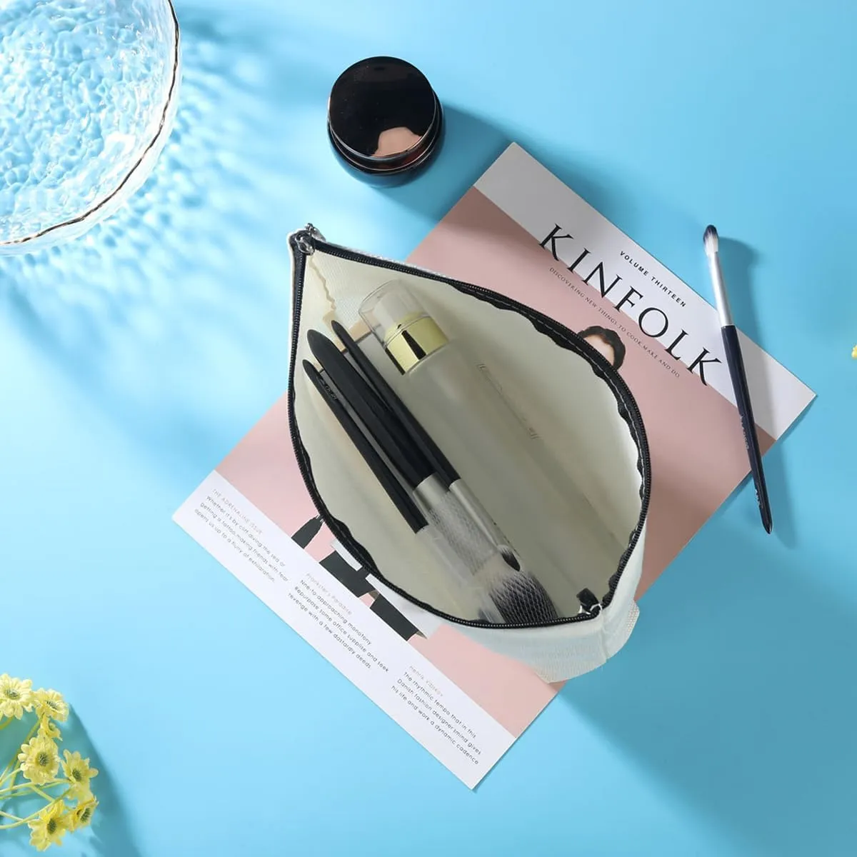 Funny Raccoon Makeup Bag Sarcastic Animal Humor Cosmetic Bag Raccoon Stuff Raccoon Gifts Funny Gifts for Women Raccoon Lovers Friends Coworkers Sisters Christmas Birthday Gifts Travel Toiletry Bag