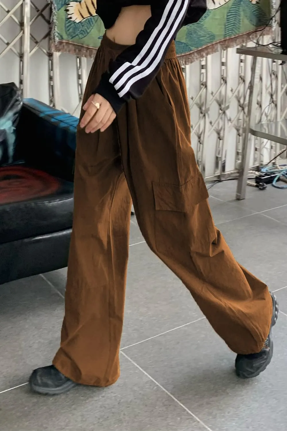 HVEPUO Womens High Waist Cargo Pants Y2K Wide Leg Cotton Baggy Hiking Pants Lightweight Elastic Waist Trousers with Pockets