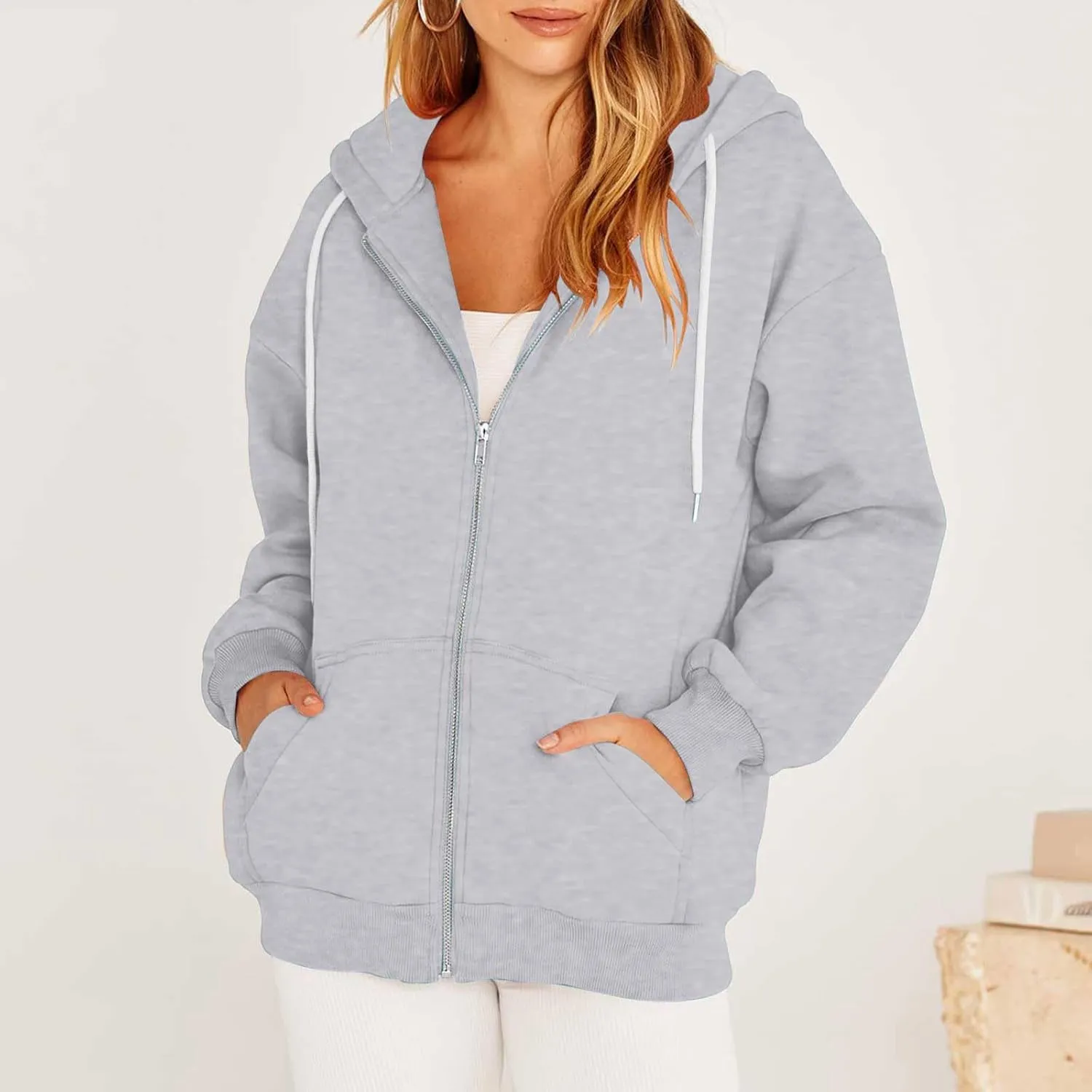 Jackets for Women Zip Up Hoodies Long Sleeve Lightweight Sweatshirts Oversized Loose Fit Athletic Outfit With Pockets