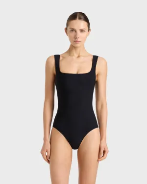 Mackinley One Piece - Black