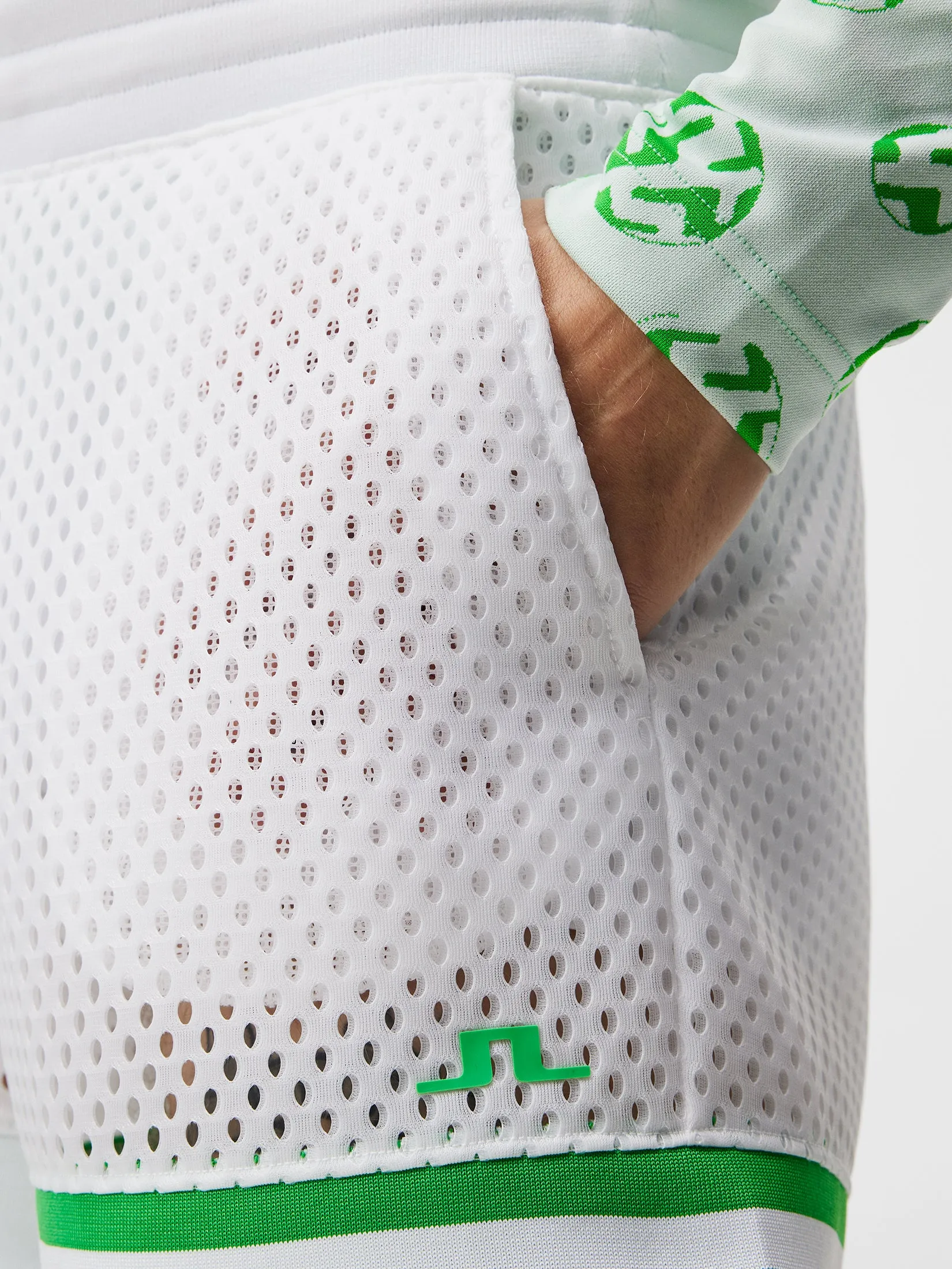 Mesha Mesh Shorts / White