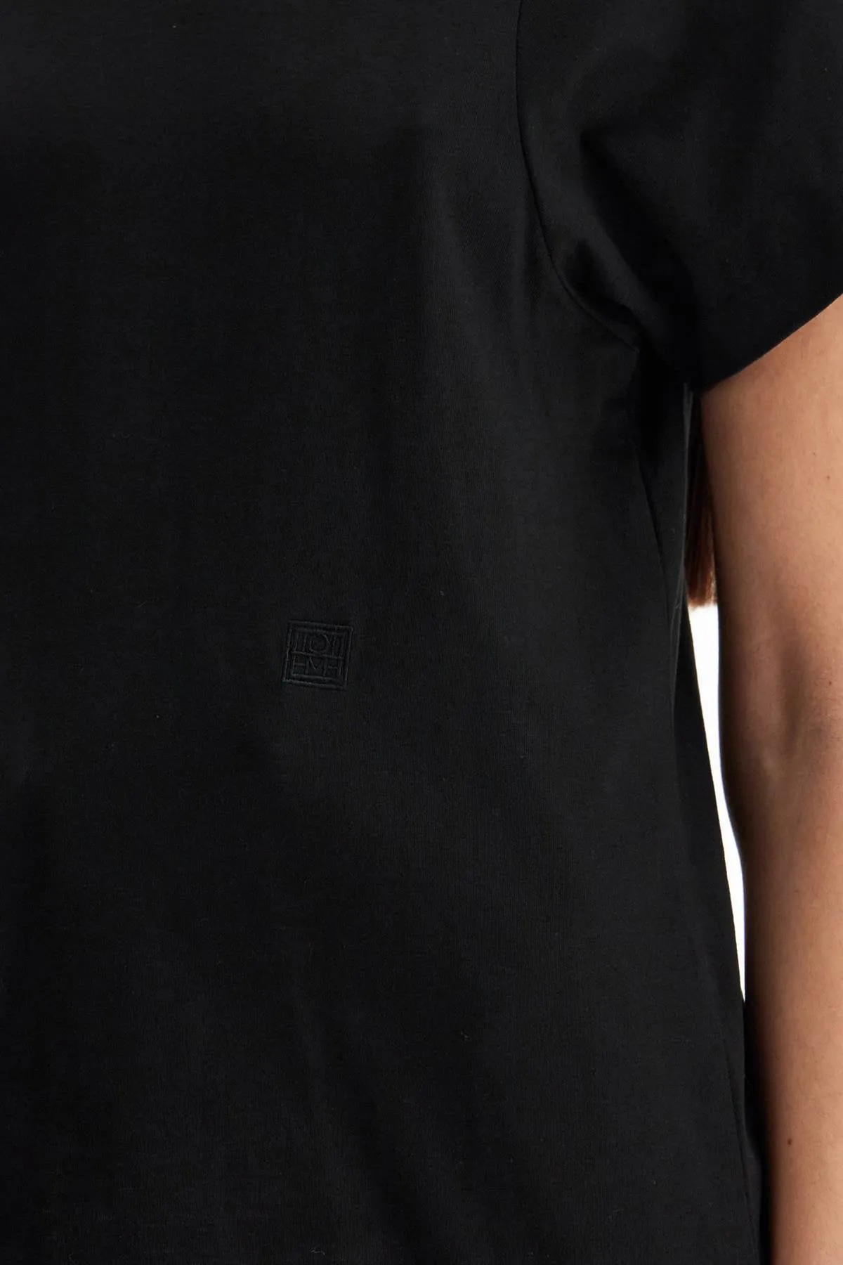 organic cotton t-shirt curved seams black 211 439 770 BLACK