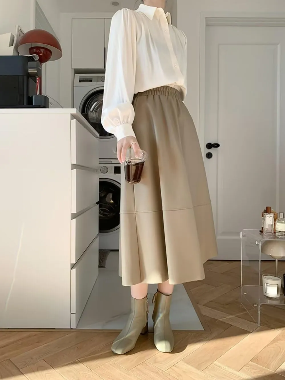 Women's Faux Leather Skirt Retro High Waisted Pleated Long A-line Midi Skirt with Pockets