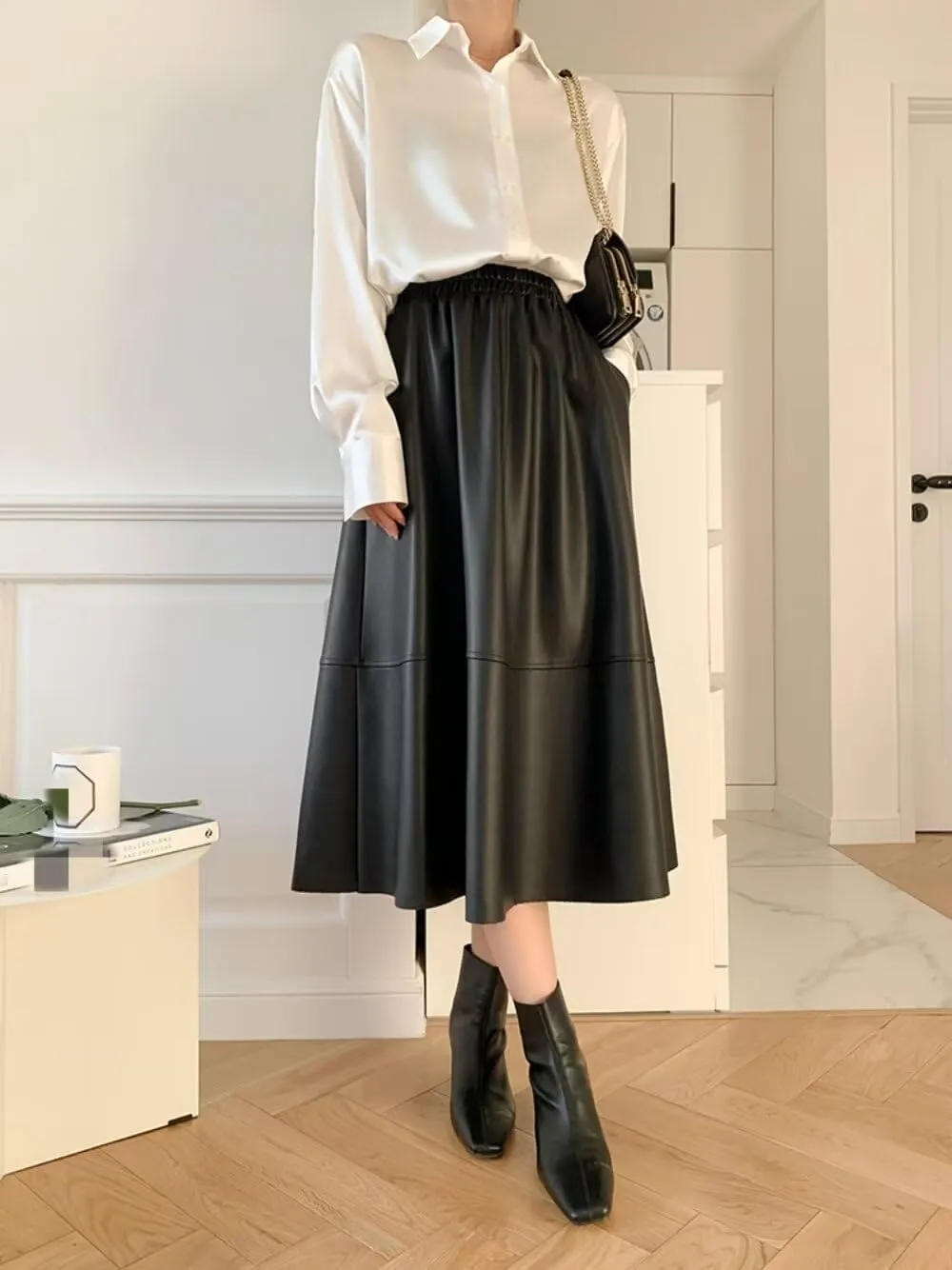 Women's Faux Leather Skirt Retro High Waisted Pleated Long A-line Midi Skirt with Pockets