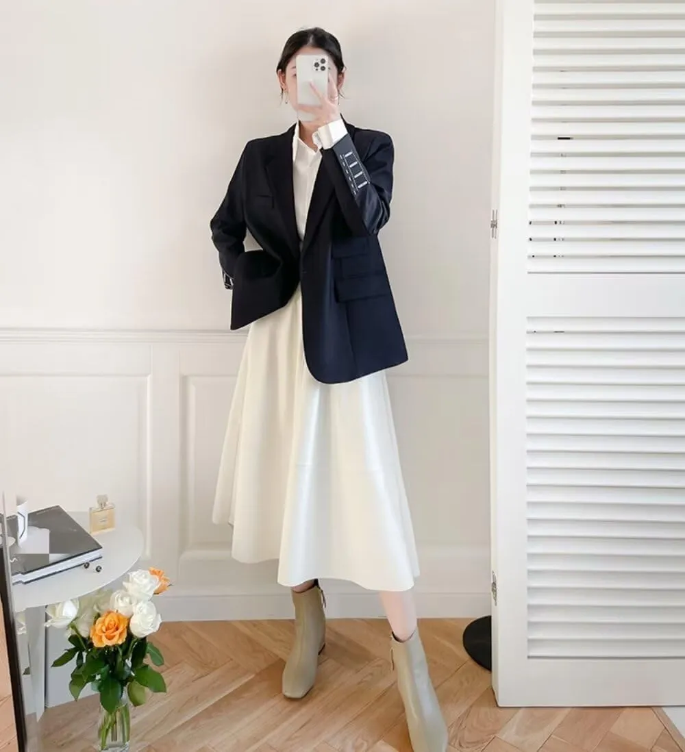 Women's Faux Leather Skirt Retro High Waisted Pleated Long A-line Midi Skirt with Pockets