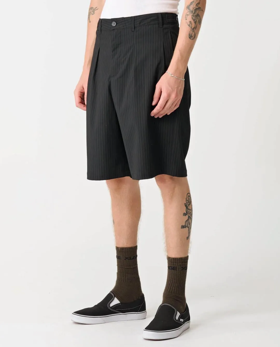 XLarge - Amplify Pleated Short - Black
